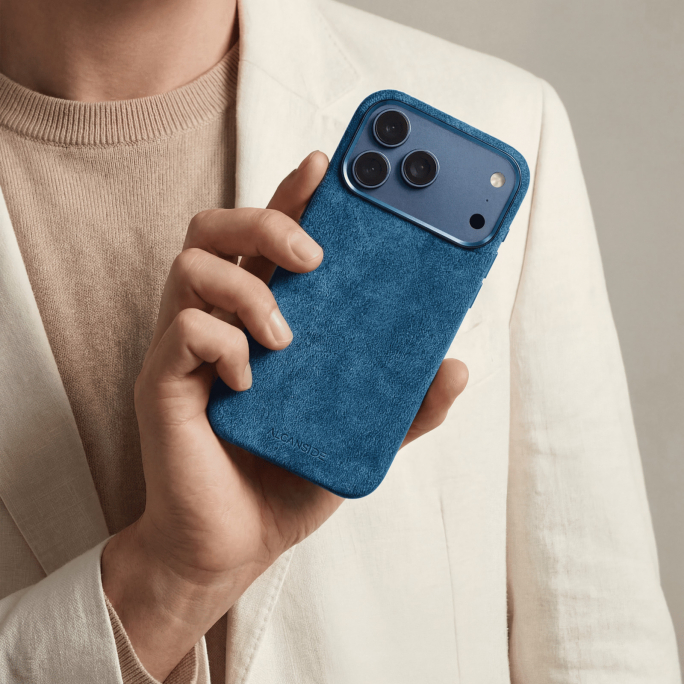 iPhone Alcantara Case - Ocean Blue, Image 4