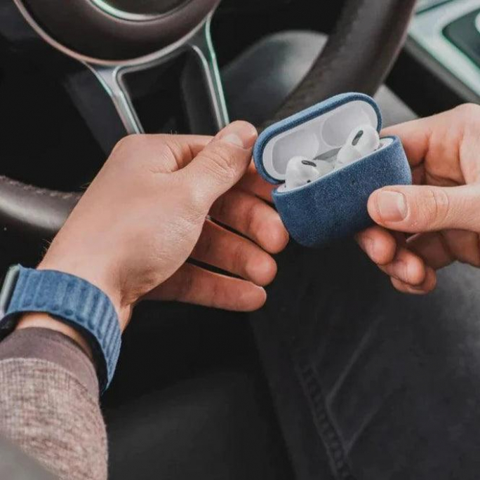 AirPods 1/2 Gen Alcantara Case - Ocean Blue, Image 3