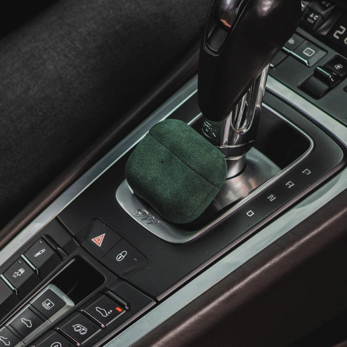AirPods (3rd generation) Alcantara Case - Midnight Green, Afbeelding 3
