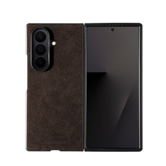 Samsung Galaxy Z Fold 7 - Alcantara Case - Chocolate Brown, 69€, Image 3 Samsung Galaxy Z Fold 7 - Alcantara Case - Chocolate Brown, Image 3