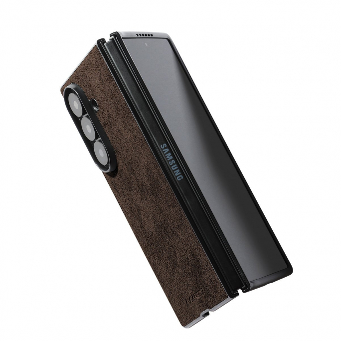 Samsung Galaxy Z Fold 7 - Alcantara Case - Chocolate Brown, 69€, Image 4 Samsung Galaxy Z Fold 7 - Alcantara Case - Chocolate Brown, Image 4